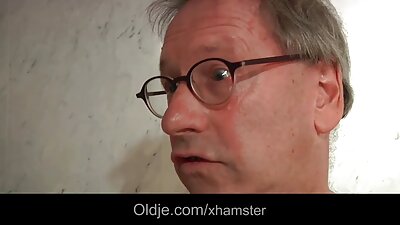 अप्रैल ब्लू है एक सुंदर busty इंग्लिश सेक्सी मूवी भाड़ में जाओ फूहड़ के लिए रोक्को siffredi