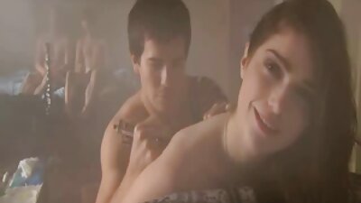 एक सुनहरे बालों वाली है फुल सेक्सी इंग्लिश मूवी कि एक सुंदर गांड है प्राप्त एक हाथ में उसकी गीली चूत