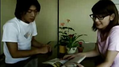 दो पतली महिलाओं के साथ बड़े गधे और सेक्सी हिंदी सेक्सी मूवी इंग्लिश स्तन एक डिल्डो का उपयोग कर रहे हैं