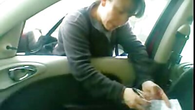 चार युवा हॉट लेडीज इंग्लिश सेक्सी मूवी फिल्म यार्ड में एक दूसरे से प्यार कर रही हैं